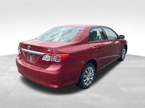 Used 2012 Toyota Corolla LE FWD image 5