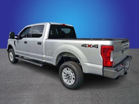 Used 2017 Ford F250 XLT AWD/4WD image 6