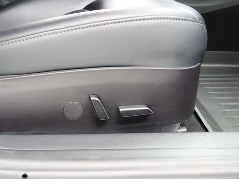 Used 2023 Tesla Model 3 Standard Range RWD image 27