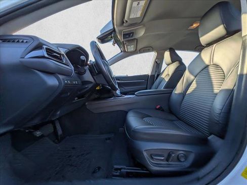 Used 2023 Toyota Camry SE image 14