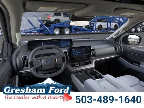 New 2026 Ford Expedition Platinum image 10