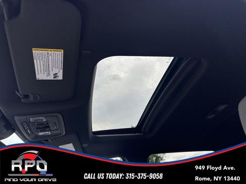 Used 2024 Chevrolet Silverado 2500 LTZ w/ LTZ Convenience Package AWD/4WD image 24