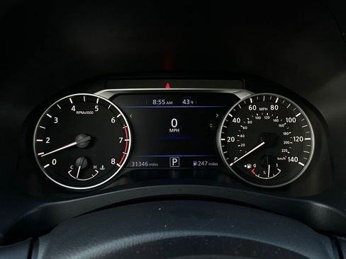 Used 2025 Nissan Altima 2.5 SV image 36