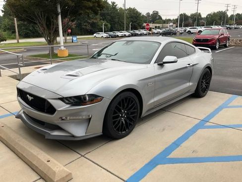 Used 2020 Ford Mustang GT Premium w/ GT Performance Package RWD image 10