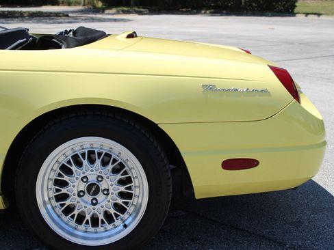 Used 2002 Ford Thunderbird RWD image 30
