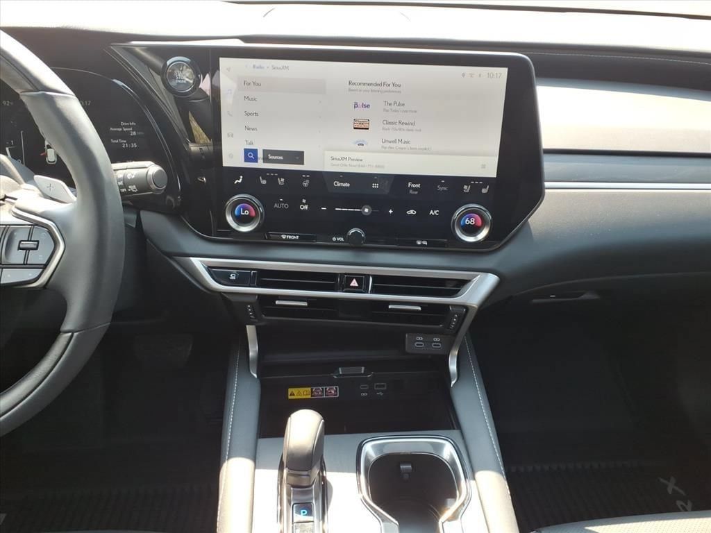 Used 2025 Lexus RX 350 Premium w/ Convenience Package FWD image 30
