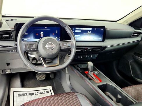 Used 2025 Nissan Kicks SR w/ Illumination Package AWD/4WD image 12