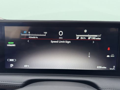 Used 2025 Nissan Ariya FWD image 82