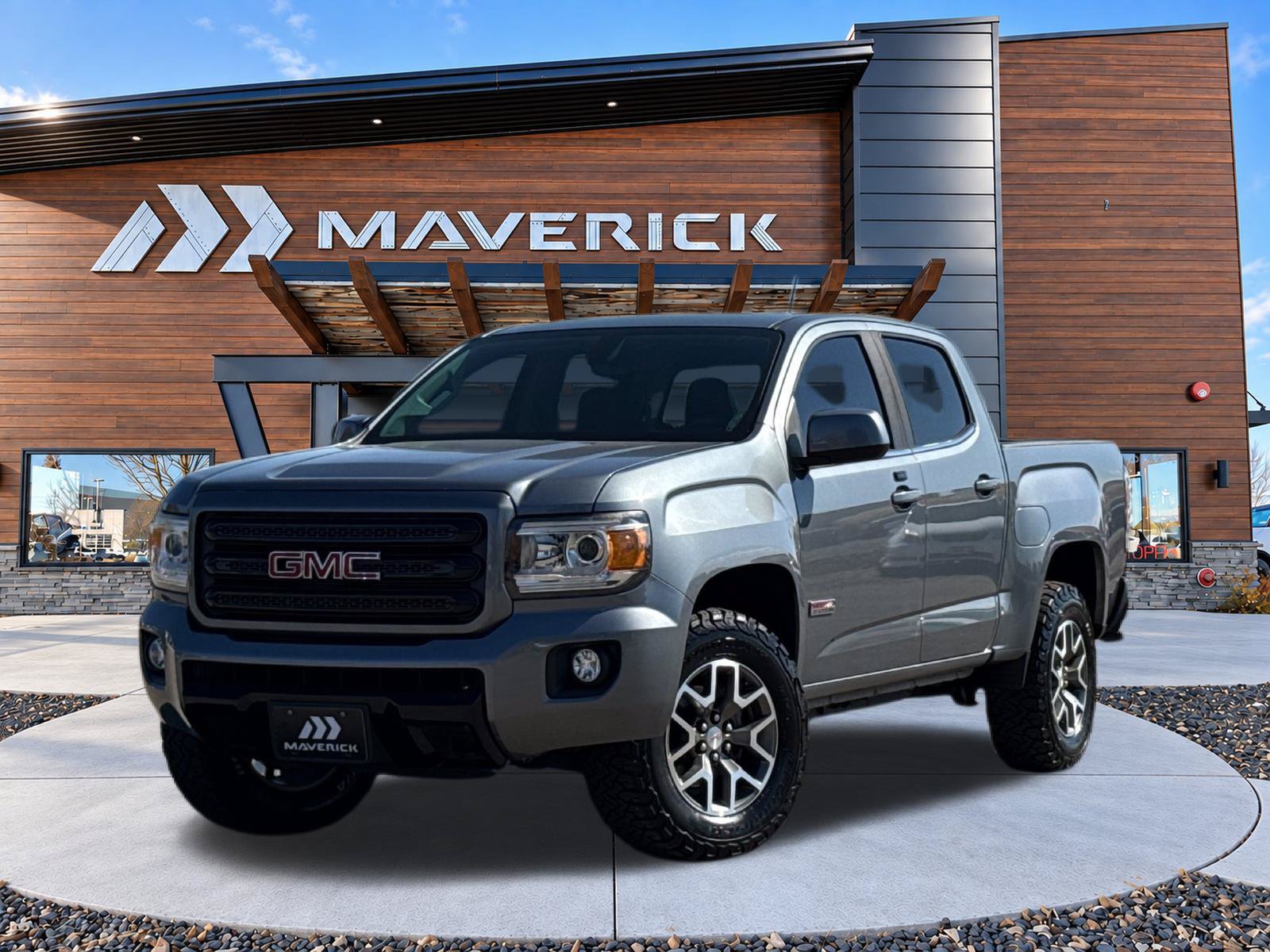 Used 2019 GMC Canyon All Terrain w/ Trailering Package AWD/4WD image 3