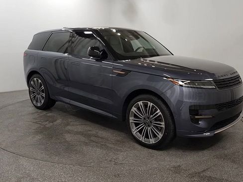New 2025 Land Rover Range Rover Sport Dynamic SE image 2