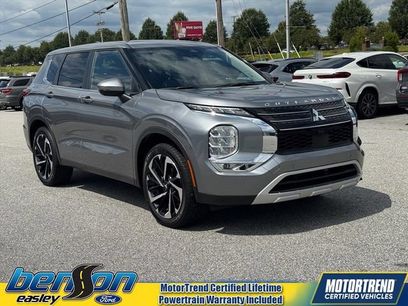 Used 2023 Mitsubishi Outlander SE
