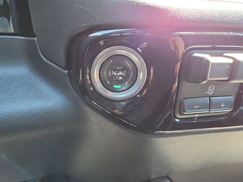 Certified 2024 Chevrolet Silverado 1500 LT Trail Boss w/ Convenience Package II AWD/4WD image 14