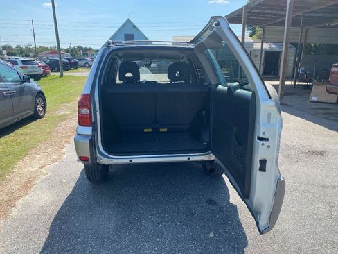 Used 2005 Toyota RAV4 2WD image 17
