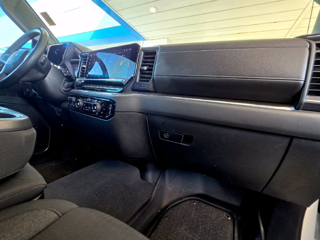 Used 2024 Chevrolet Silverado 1500 LT w/ Protection Package AWD/4WD image 68