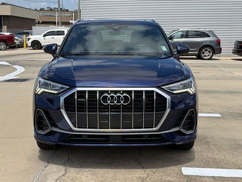 Certified 2022 Audi Q3 2.0T Premium Plus w/ Premium Plus Package AWD/4WD image 4