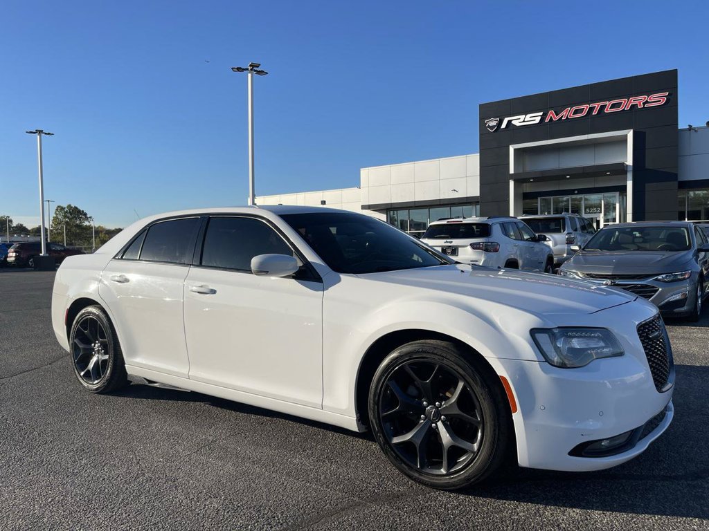 Used 2021 Chrysler 300 S RWD image 1