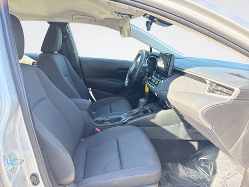 Used 2024 Toyota Corolla LE FWD image 25
