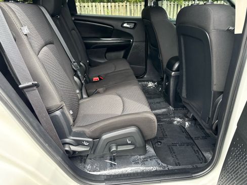 Used 2016 Dodge Journey SE w/ Comfort/Convenience Group AWD/4WD image 14