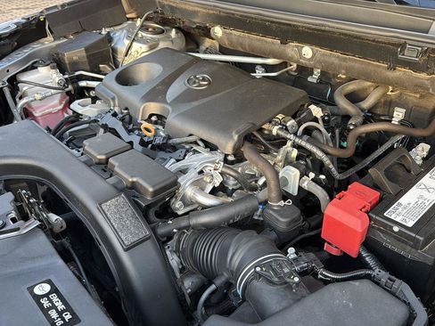 Certified 2019 Toyota RAV4 XLE image 15