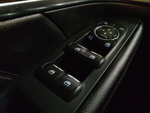 Used 2016 Ford Explorer Limited FWD image 27