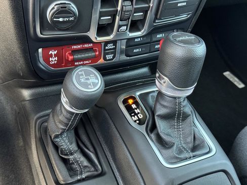 New 2026 Jeep Gladiator Rubicon w/ Steel Power Dome Hood Package image 18