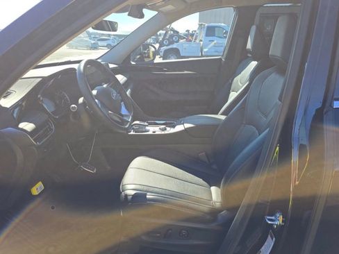 Certified 2025 INFINITI QX60 Pure image 9