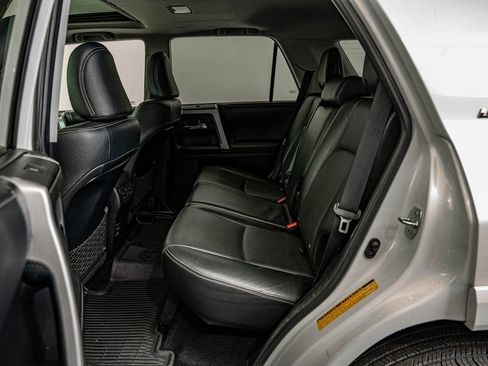 Used 2019 Toyota 4Runner Limited AWD/4WD image 33