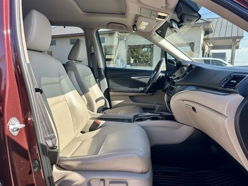 Used 2022 Honda Pilot Special Edition image 13