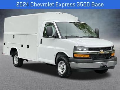 New 2024 Chevrolet Express 3500 w/ Power Convenience Package