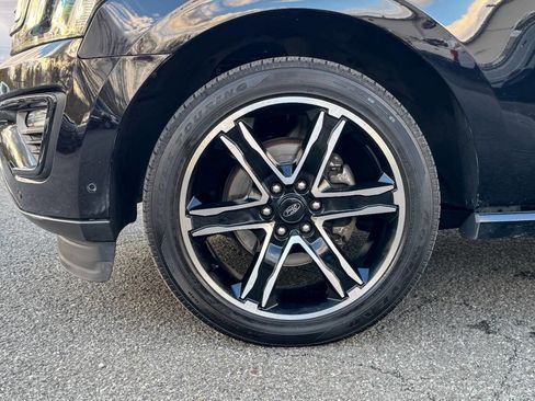 Used 2019 Ford Expedition Limited w/ Equipment Group 303A image 35