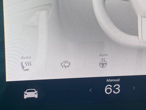 Used 2023 Tesla Model 3 Standard Range image 14