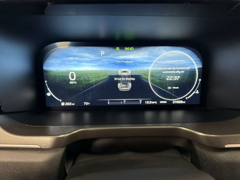 Used 2023 Kia Sorento SX image 17