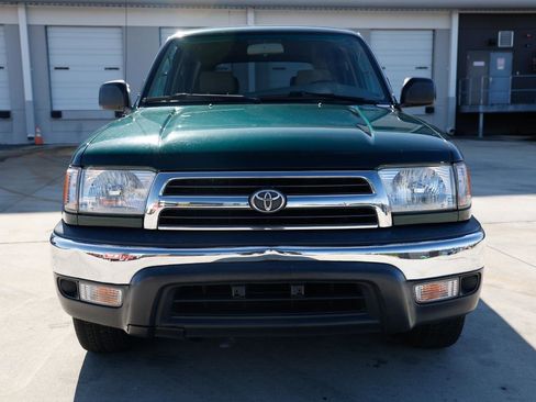 Used 2000 Toyota 4Runner 2WD image 19