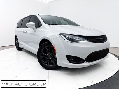 Used 2018 Chrysler Pacifica Touring Plus w/ S Appearance Package