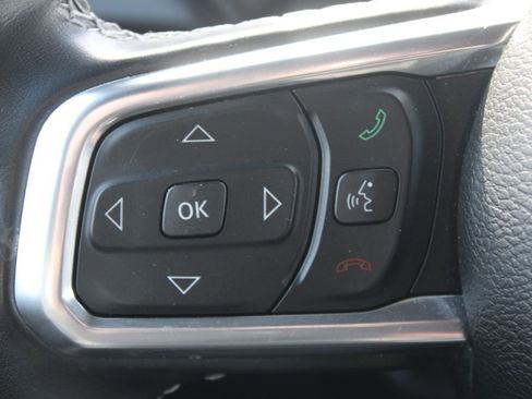 Used 2023 Jeep Wrangler Unlimited Sahara w/ Cold Weather Group AWD/4WD image 19