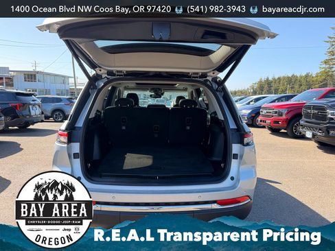 Used 2024 Jeep Grand Cherokee Limited 4xe AWD/4WD image 25