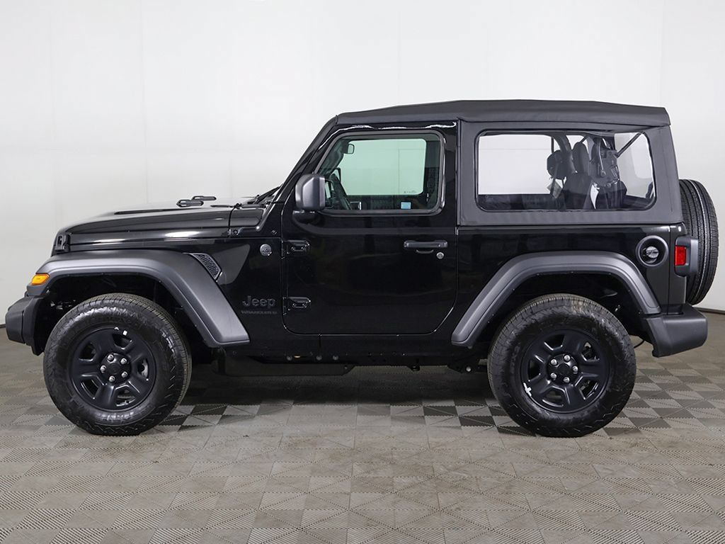 Used 2026 Jeep Wrangler Sport AWD/4WD image 14