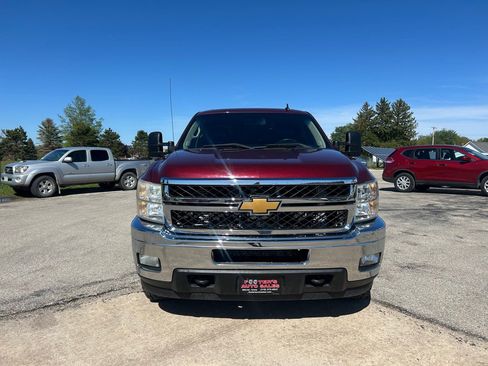 Used 2013 Chevrolet Silverado 2500 LT w/ Interior Plus Package AWD/4WD image 2
