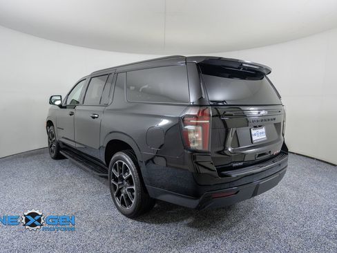 Used 2024 Chevrolet Suburban RST w/ Luxury Package AWD/4WD image 5