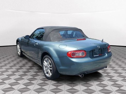 Used 2013 MAZDA MX-5 Miata Sport RWD image 4