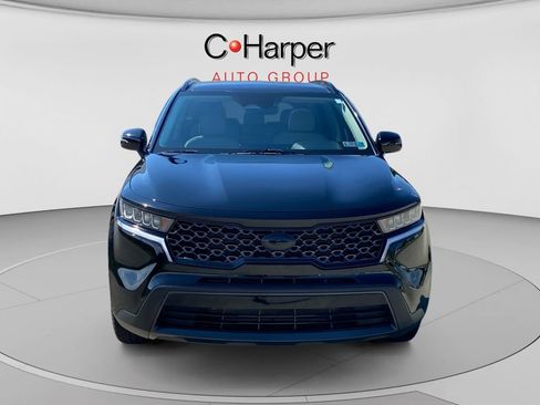 Certified 2021 Kia Sorento S w/ Panoramic Sunroof Package AWD/4WD image 8