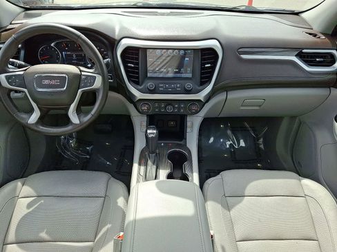 Used 2017 GMC Acadia SLT AWD/4WD image 11