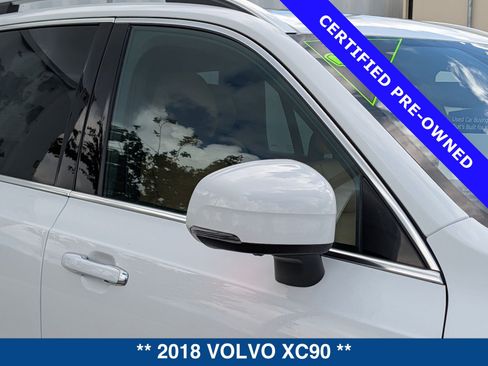 Used 2018 Volvo XC90 T5 Momentum w/ Convenience Package FWD image 11