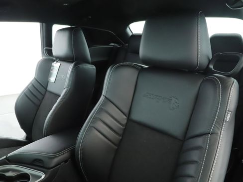 Used 2023 Dodge Challenger SRT Hellcat image 4