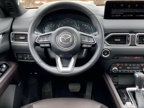 Used 2025 MAZDA CX-5 Signature image 6