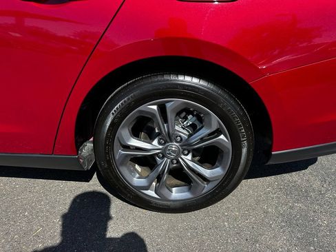 Used 2023 Honda Accord EX image 10