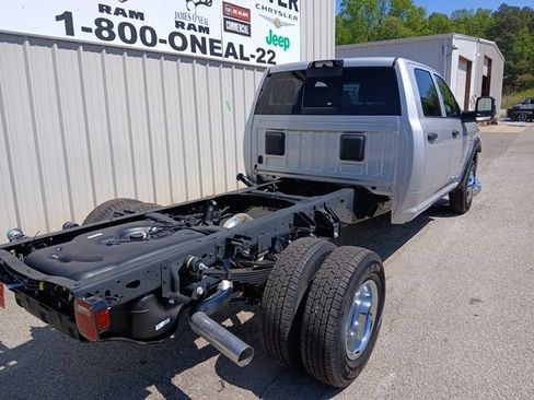 New 2026 RAM 3500 Tradesman image 3