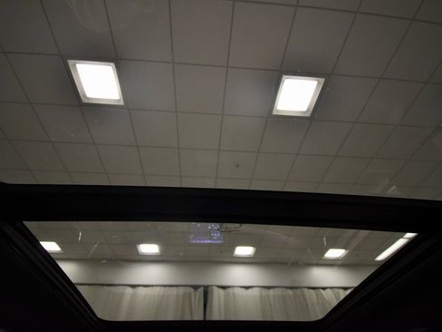 Used 2023 Jeep Grand Cherokee L Overland image 16