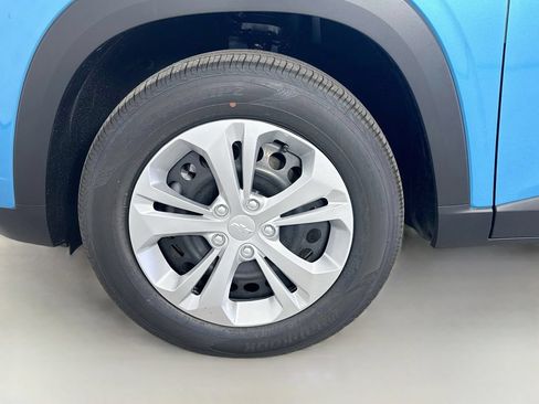 New 2026 Chevrolet Trax LS FWD image 30