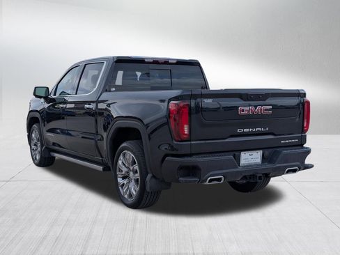 Used 2025 GMC Sierra 1500 Denali AWD/4WD image 4